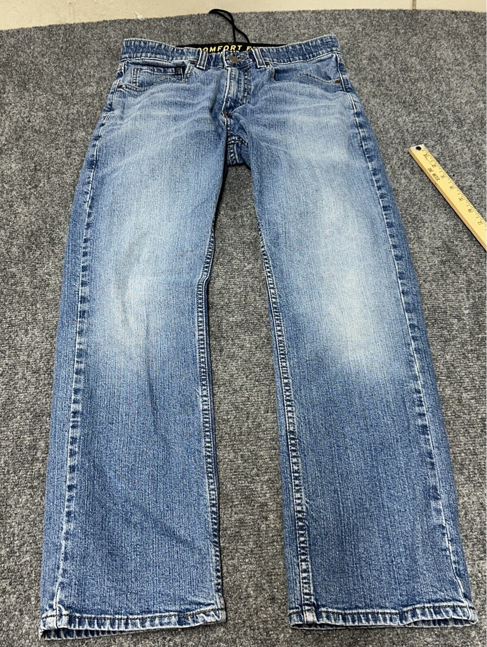levi relaxed fit jeans Comfort Flex 32x30